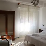 House In The Light Rom
